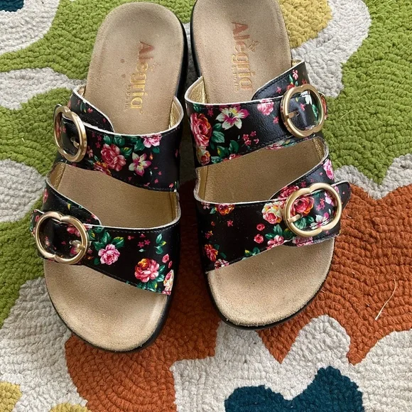 Alegría Sandels - Picture 6 of 8